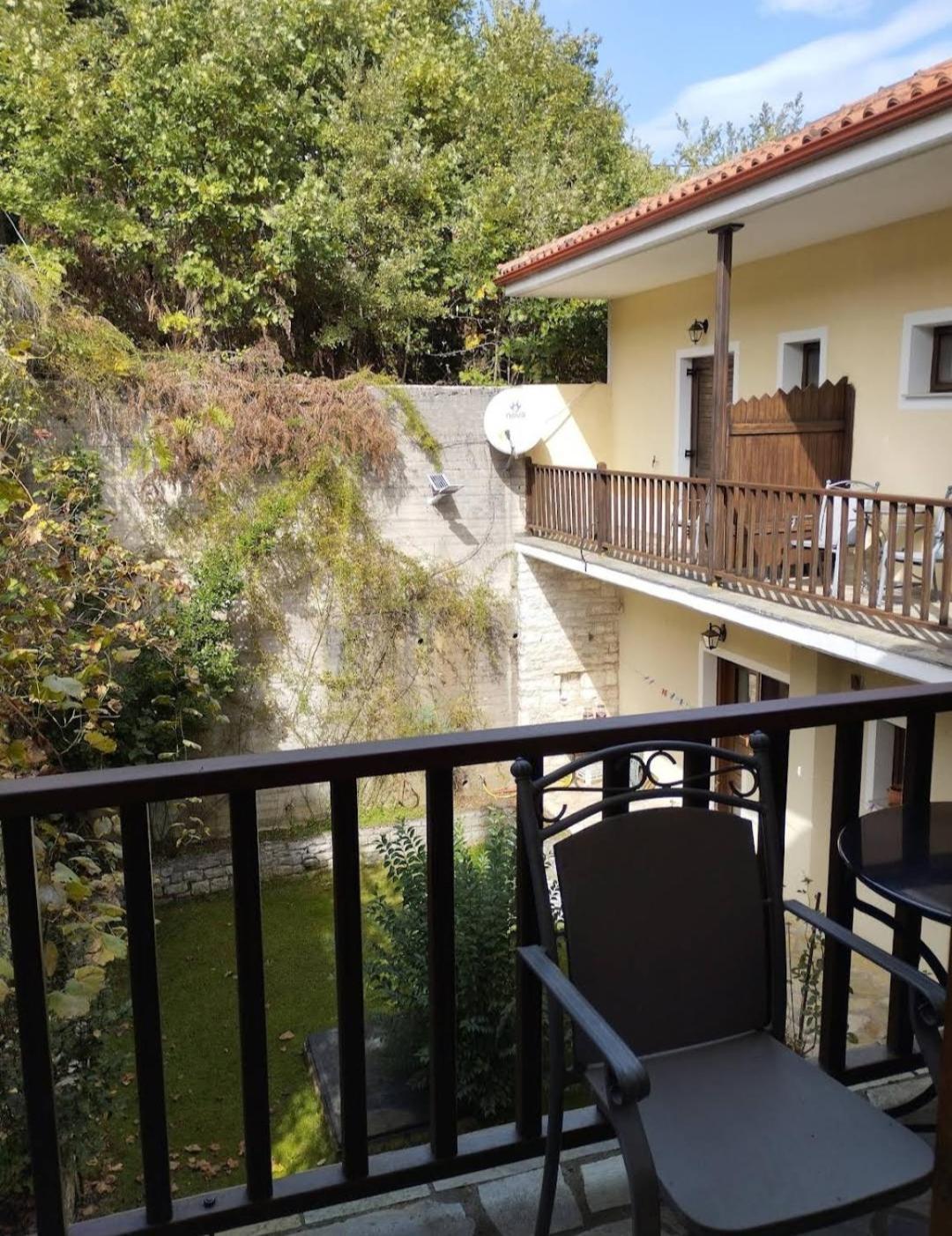Rizoma Guesthouse Mikrón Khoríon Værelse billede